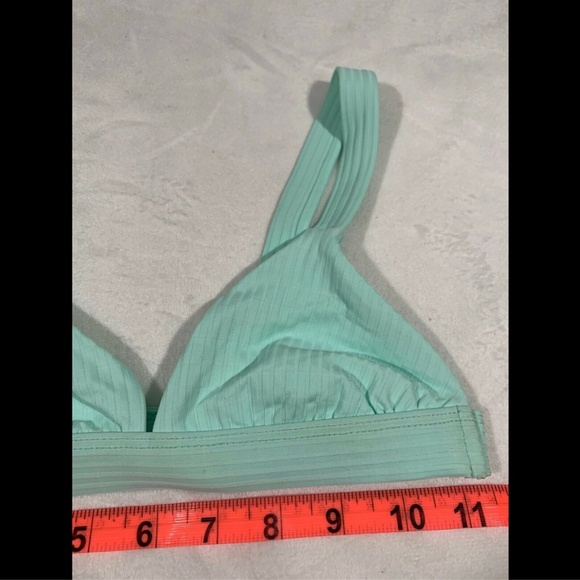 NEW‎ Vitamin A Neutra Triangle Swim Top in Glacier [SZ XS/4 ] - Picture 4 of 8
